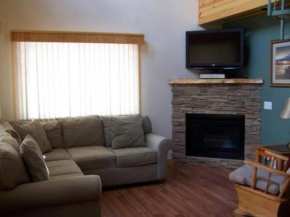  Hookers Resort Cabin Home 1  Портедж